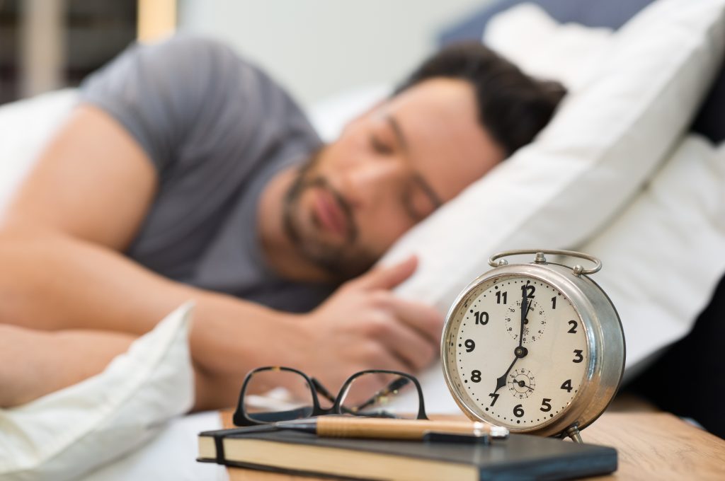 Comment l'hypnose peut améliorer votre sommeil ?